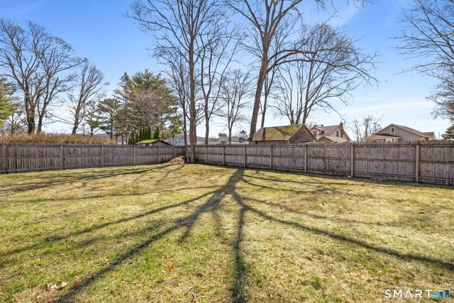 24 Peace Court, Plainville, CT 06062