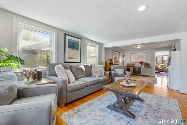 24 Peace Court, Plainville, CT 06062