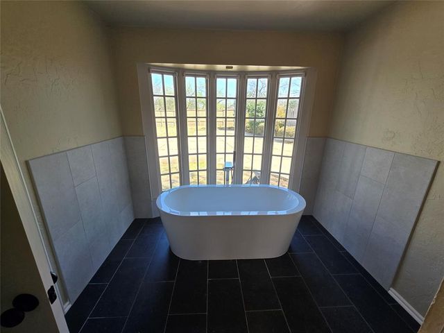 10900 Abbeywood, Oklahoma City, OK 73170