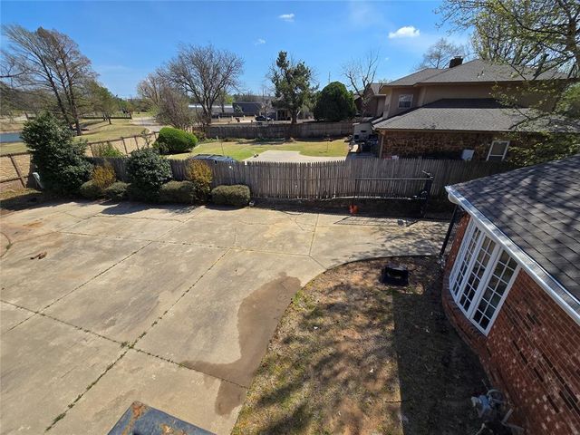 10900 Abbeywood, Oklahoma City, OK 73170