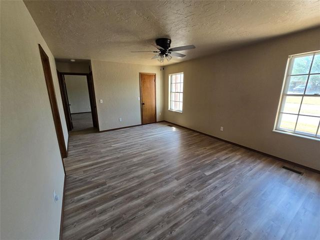 10900 Abbeywood, Oklahoma City, OK 73170