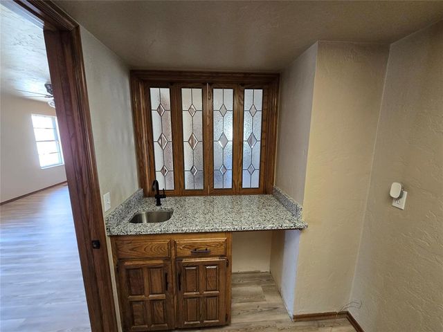 10900 Abbeywood, Oklahoma City, OK 73170