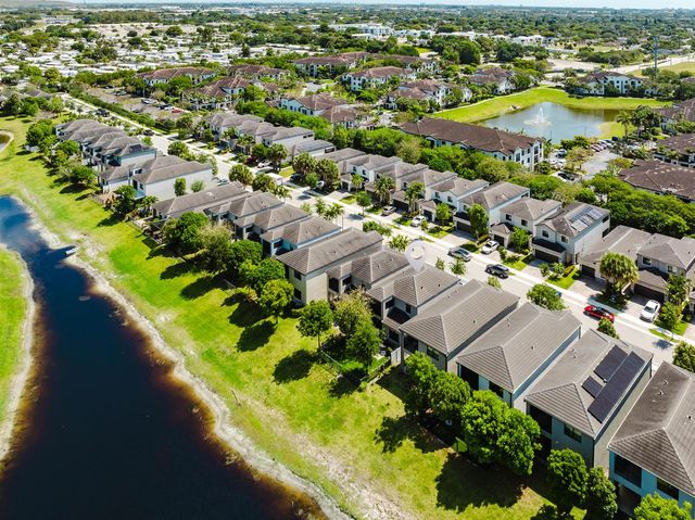 295 NW 33rd Lane, Pompano Beach, FL 33069