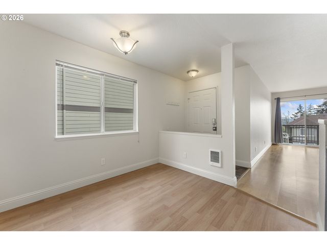 20915 FAWN Ct 45, West Linn, OR 97068