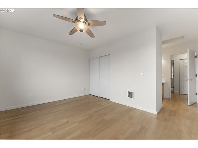 20915 FAWN Ct 45, West Linn, OR 97068