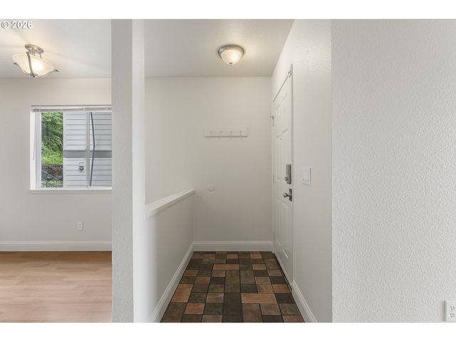 20915 FAWN Ct 45, West Linn, OR 97068