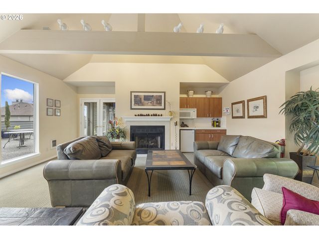 20915 FAWN Ct 45, West Linn, OR 97068