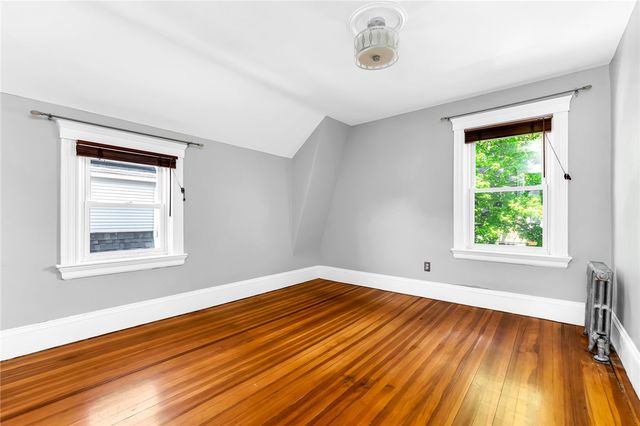 1058 Narragansett Boulevard, Cranston, RI 02905