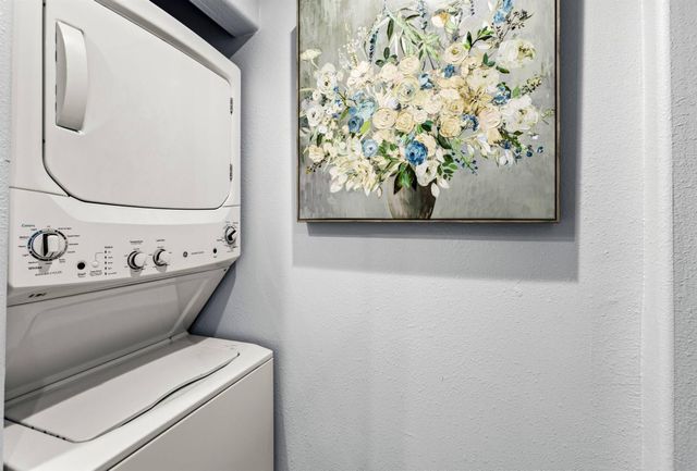 7600 Seawall Boulevard 208, Galveston, TX 77551