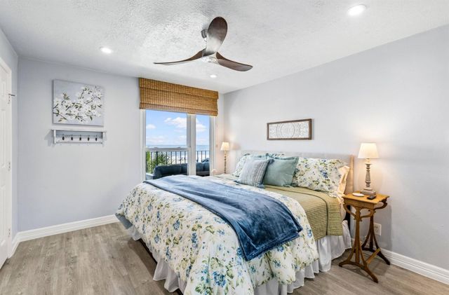 7600 Seawall Boulevard 208, Galveston, TX 77551