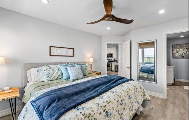 7600 Seawall Boulevard 208, Galveston, TX 77551