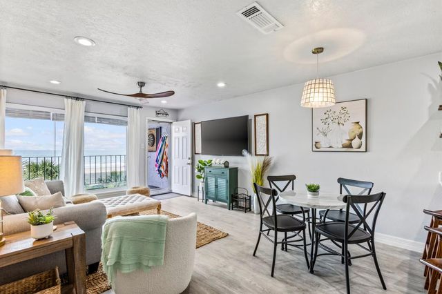 7600 Seawall Boulevard 208, Galveston, TX 77551