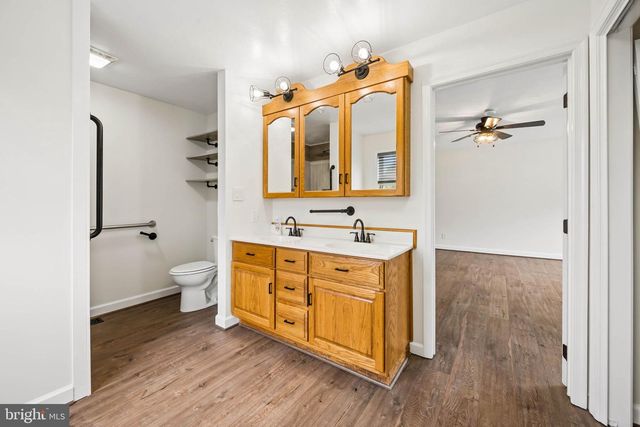 2165 HARNEY RD, Littlestown, PA 17340