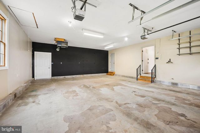 2165 HARNEY RD, Littlestown, PA 17340