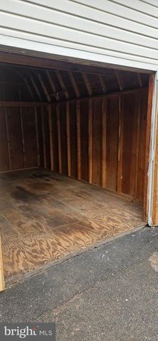 2165 HARNEY RD, Littlestown, PA 17340