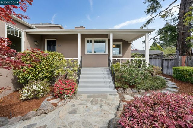 5430 Proctor Ave, Oakland, CA 94618