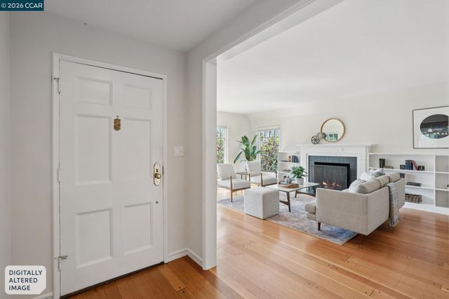 5430 Proctor Ave, Oakland, CA 94618