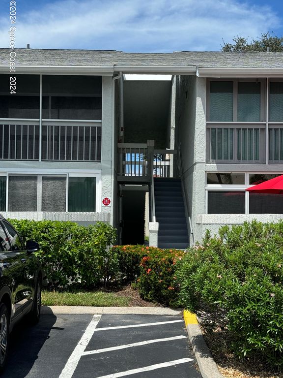 933 Sonesta Avenue NE 102, Palm Bay, FL 32905