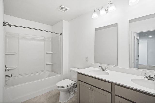 502 Misty Bluff Circle, Huger, SC 29450