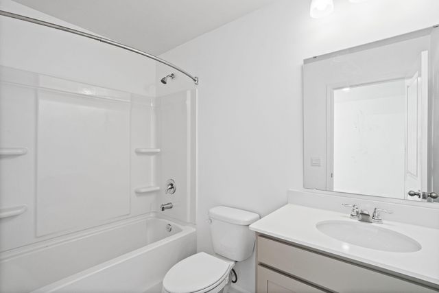 502 Misty Bluff Circle, Huger, SC 29450