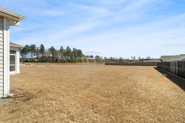 502 Misty Bluff Circle, Huger, SC 29450