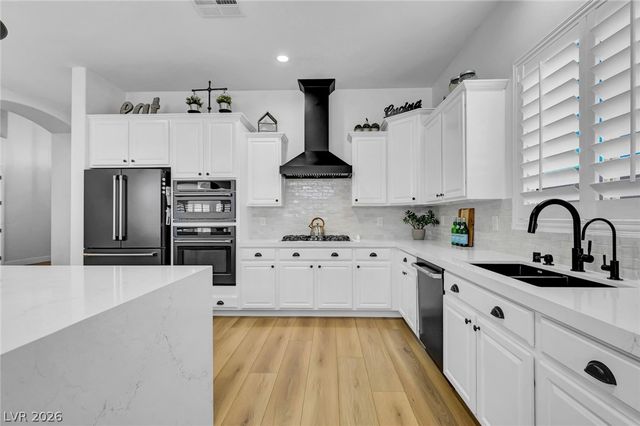 9155 Cimarron River Court, Las Vegas, NV 89149