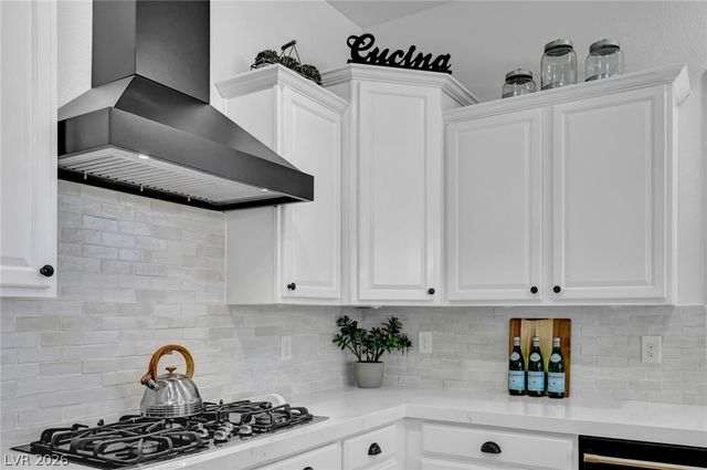 9155 Cimarron River Court, Las Vegas, NV 89149