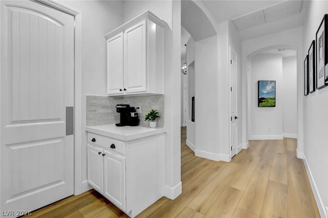 9155 Cimarron River Court, Las Vegas, NV 89149