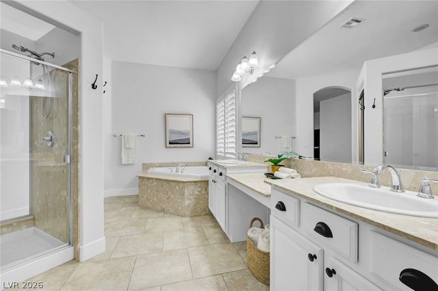 9155 Cimarron River Court, Las Vegas, NV 89149