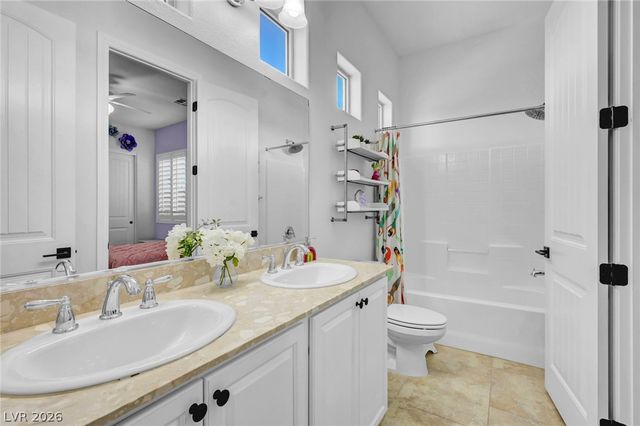 9155 Cimarron River Court, Las Vegas, NV 89149