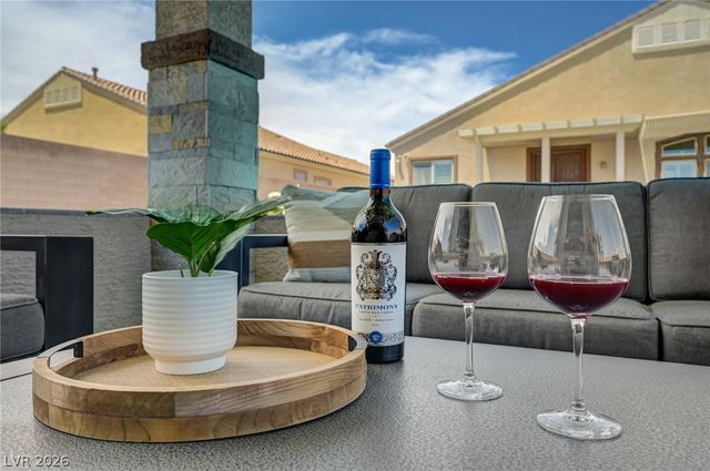 9155 Cimarron River Court, Las Vegas, NV 89149