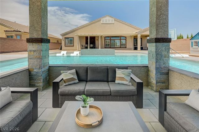 9155 Cimarron River Court, Las Vegas, NV 89149
