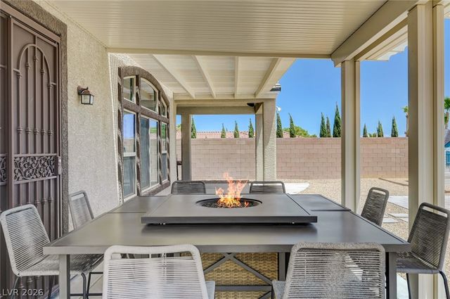 9155 Cimarron River Court, Las Vegas, NV 89149