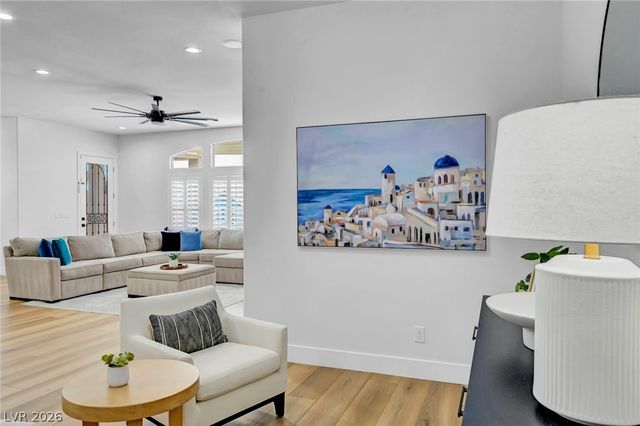 9155 Cimarron River Court, Las Vegas, NV 89149