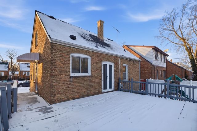 18037 Ridgewood Avenue, Lansing, IL 60438