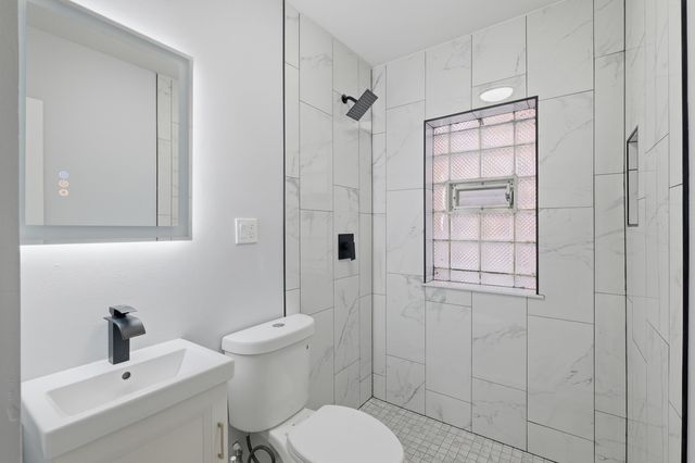 18037 Ridgewood Avenue, Lansing, IL 60438