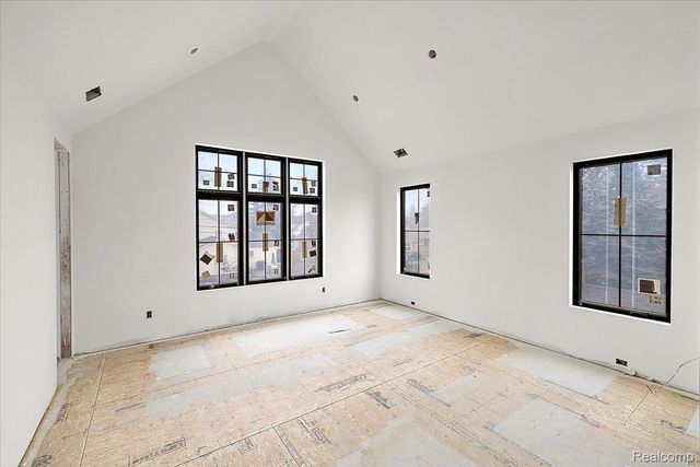 2694 Dorchester Road, Birmingham, MI 48009