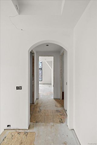 2694 Dorchester Road, Birmingham, MI 48009