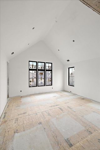 2694 Dorchester Road, Birmingham, MI 48009