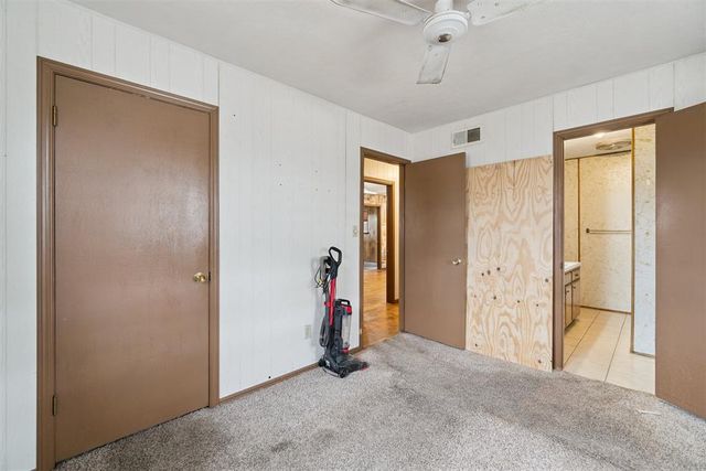 968 NW 5th Street, Moore, OK 73160