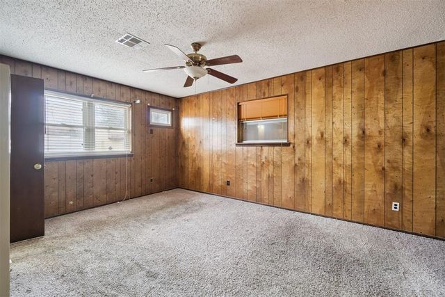 968 NW 5th Street, Moore, OK 73160