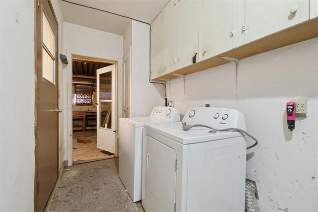 968 NW 5th Street, Moore, OK 73160