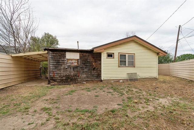 968 NW 5th Street, Moore, OK 73160