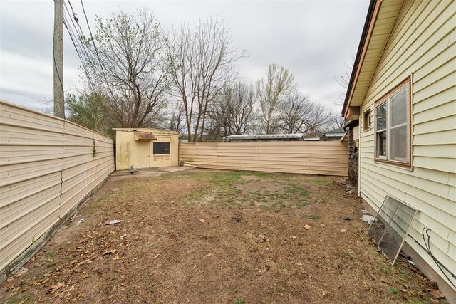 968 NW 5th Street, Moore, OK 73160