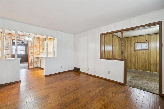 968 NW 5th Street, Moore, OK 73160