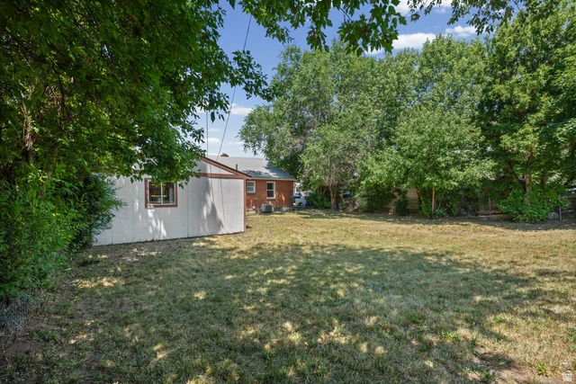697 37TH ST, South Ogden, UT 84403