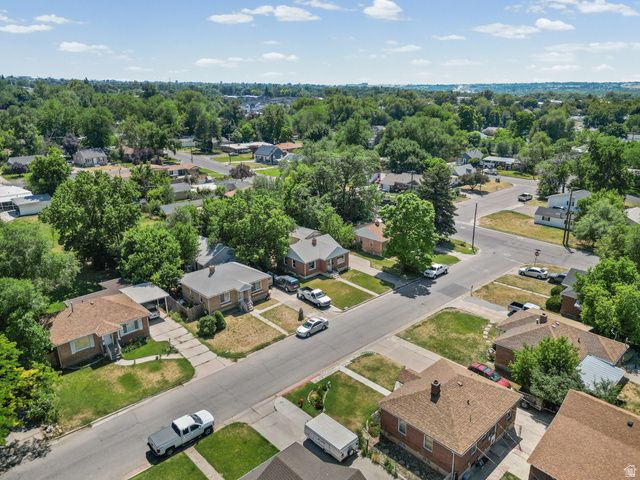 697 37TH ST, South Ogden, UT 84403