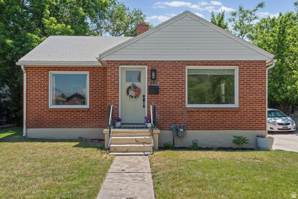 697 37TH ST, South Ogden, UT 84403