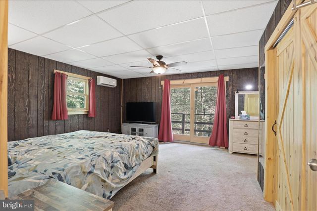 7 CONEWAGO HILLS RD, Mt Gretna, PA 17064