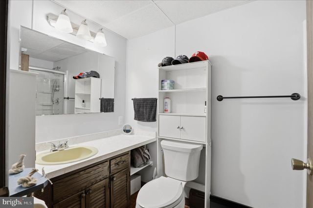 7 CONEWAGO HILLS RD, Mt Gretna, PA 17064